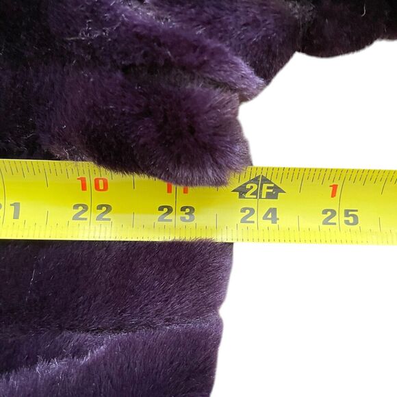 Pamela McCoy Faux Fur Coat - Picture 12 of 14